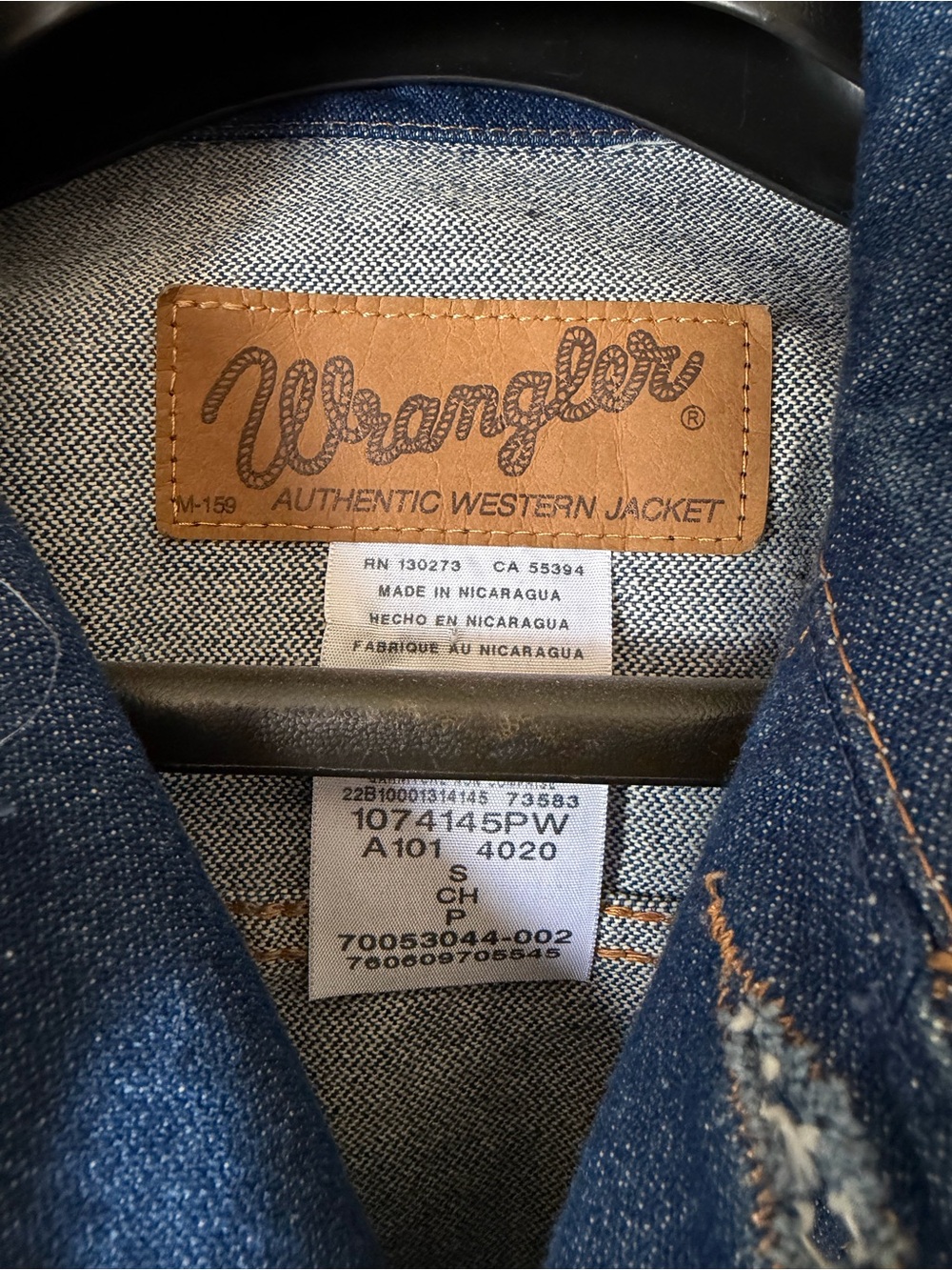 Wrangler Blue Denim Jacket with Hand Made Pastel Floral Design - Picture 4 of 4